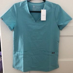 Figs Women’s Scrub set